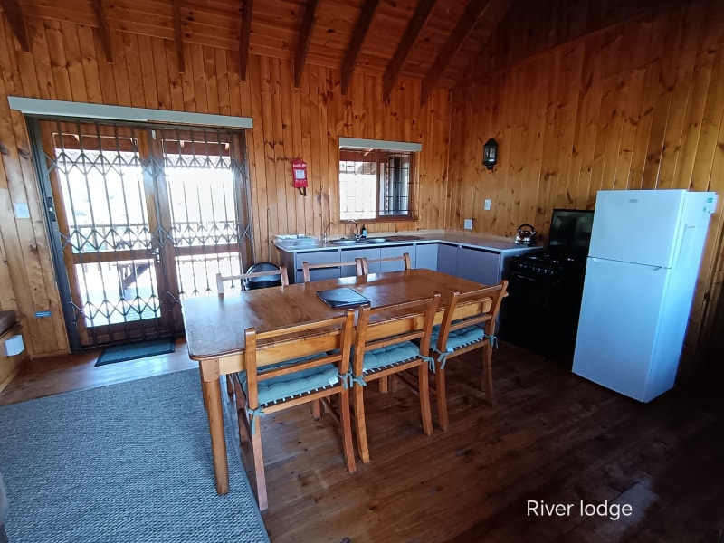 Buffalo Valley River Lodge