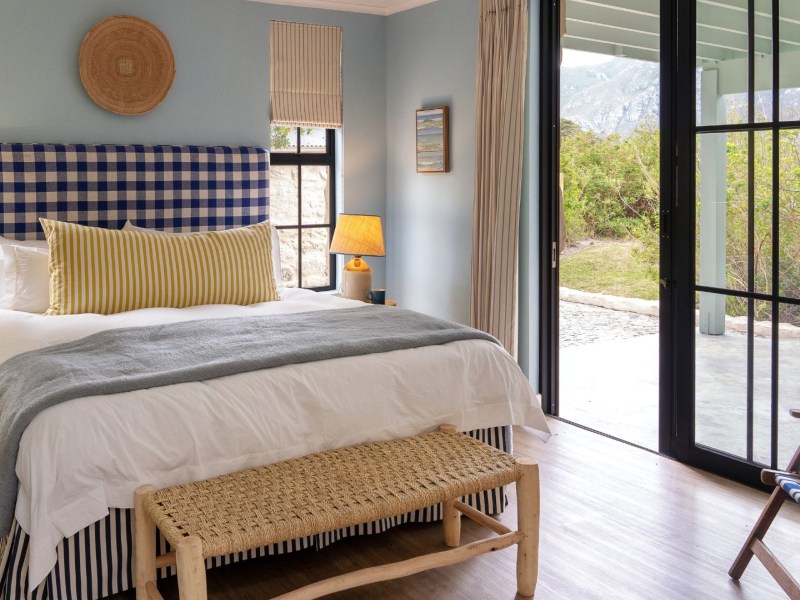 Coot Club Lawns Bedroom with verandah view