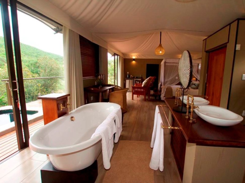 Luxury Tented Suite (King) - Photo 3