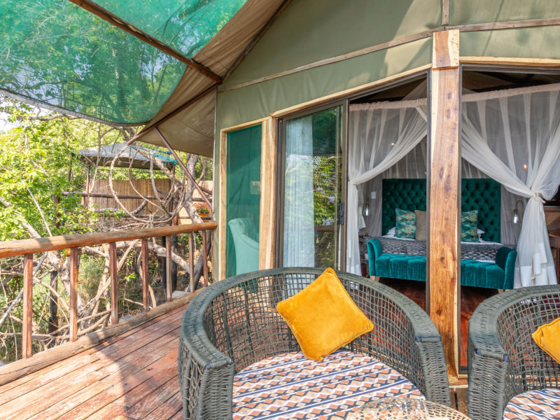 Honeymoon Suite deck seating, Islands of Siankaba