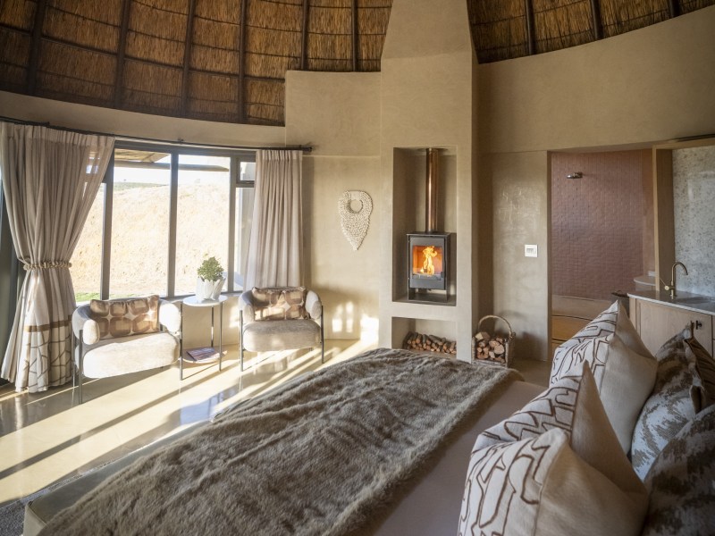Kwena Lodge Luxury Suite at Gondwana Game Reserve