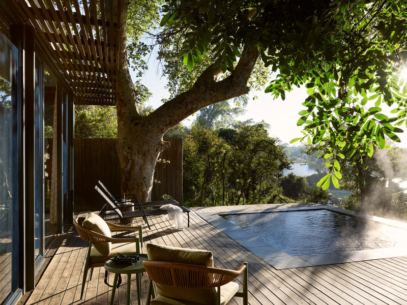 River Suite plunge pool deck, Lion Sands River Lodge
