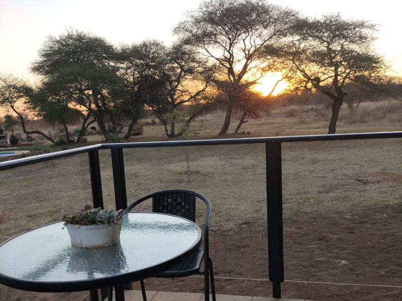 Little Dinokeng Bush Lodge