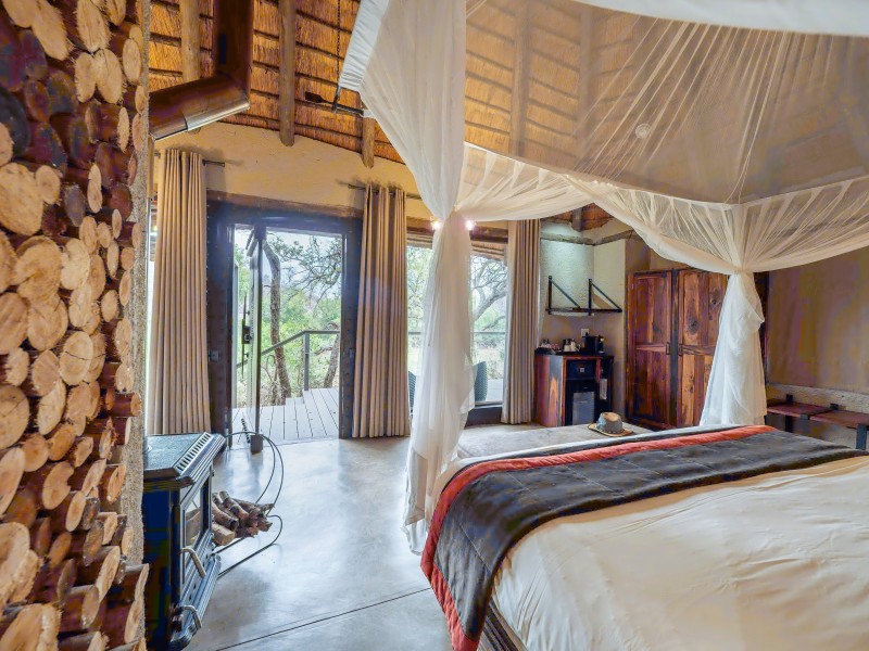 Luxury Suite at Makalali River Lodge