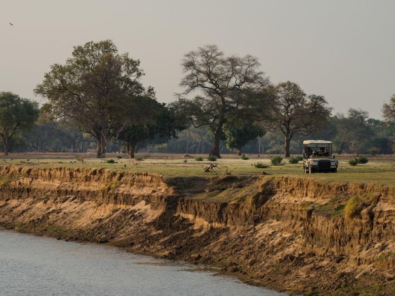 Shawa Luangwa Camp