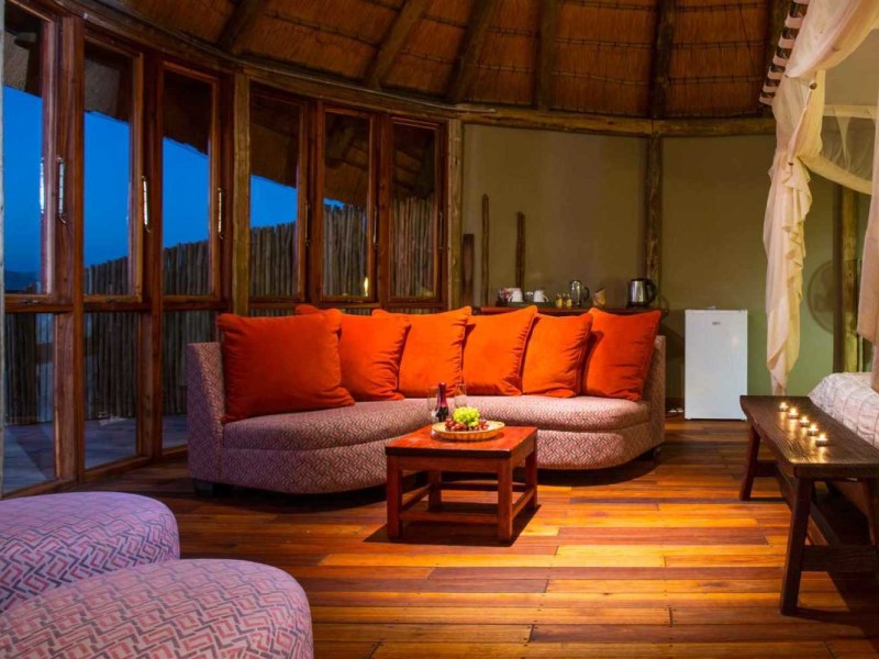 Honeymoon Chalet - Photo 2