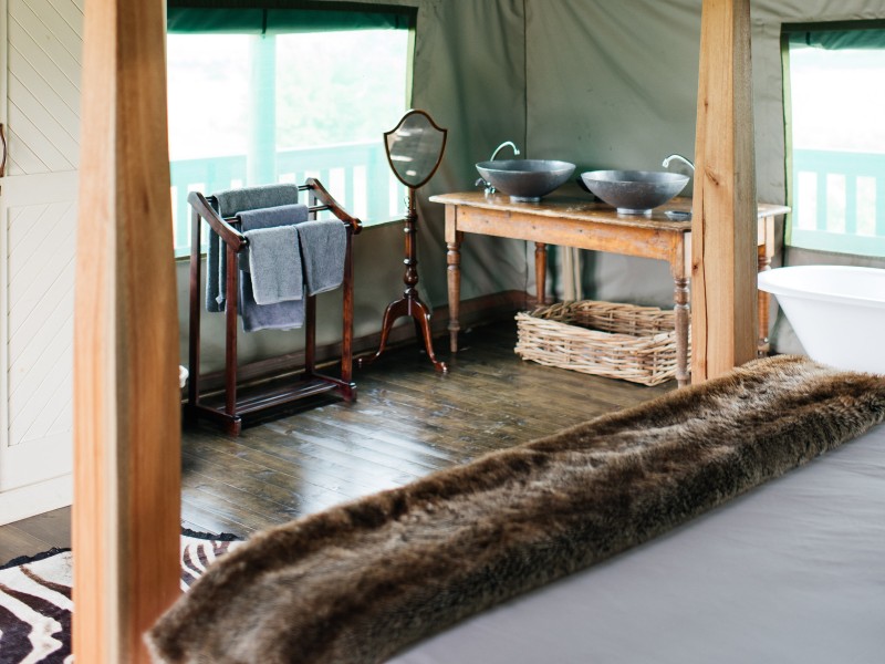 The Honeymoon Tent - Photo 3