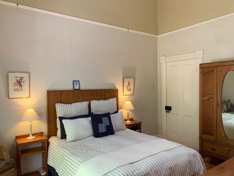 Standard Queen Room - Photo 5