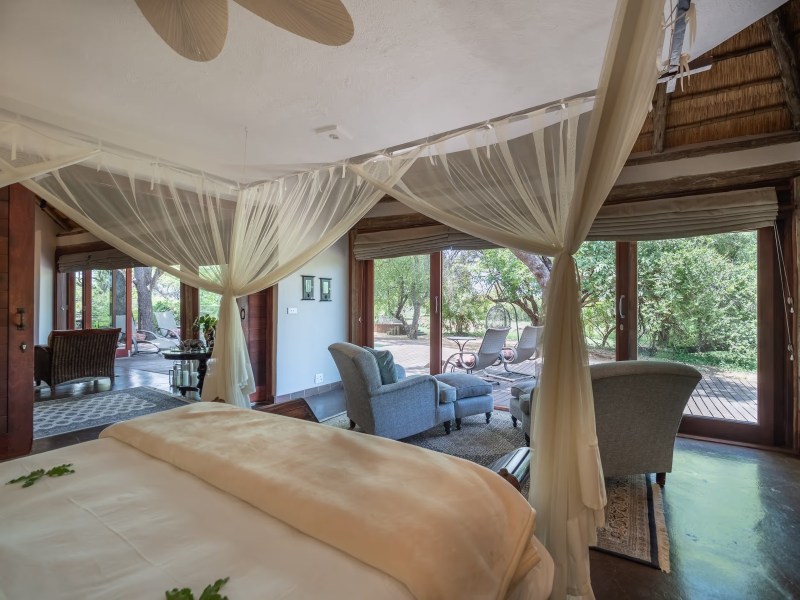 Baines presidential suite at Tintswalo Safari