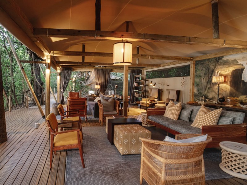 Tsowa Safari Island — lightened