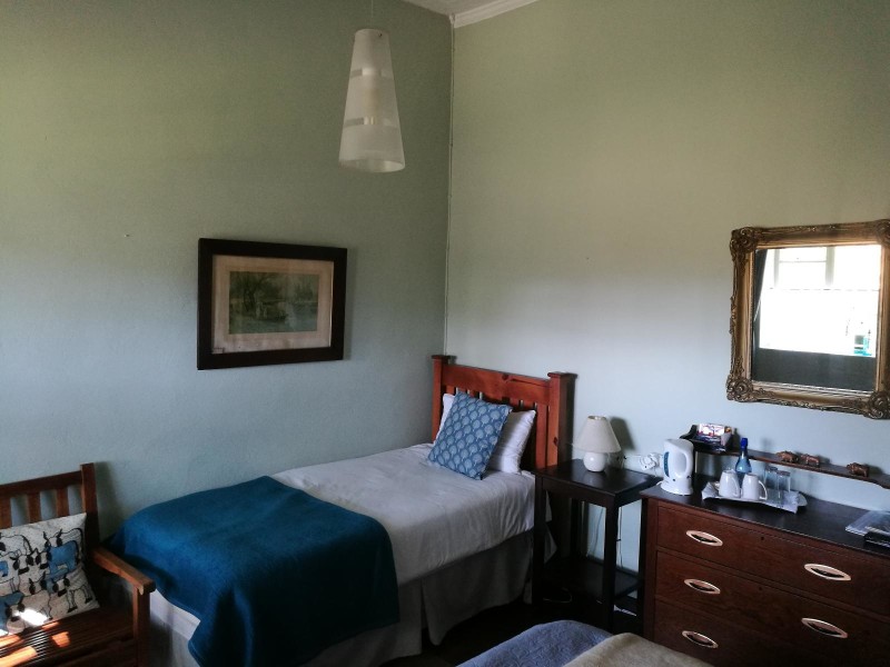 Family Room - Photo 5
