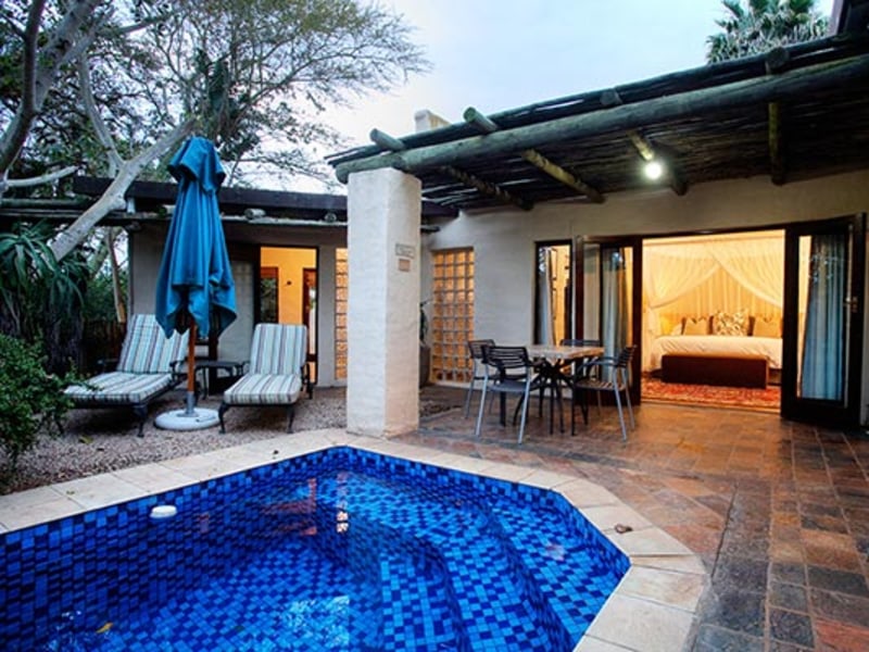 Suite 9 private pool