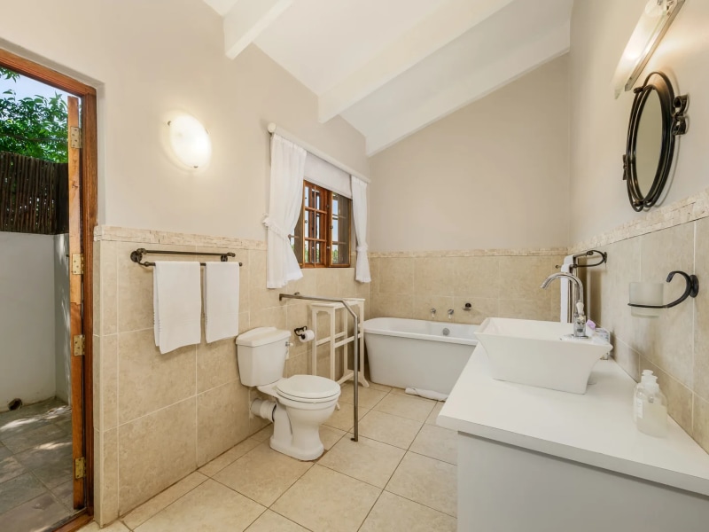 Lupus Den cottage amenities