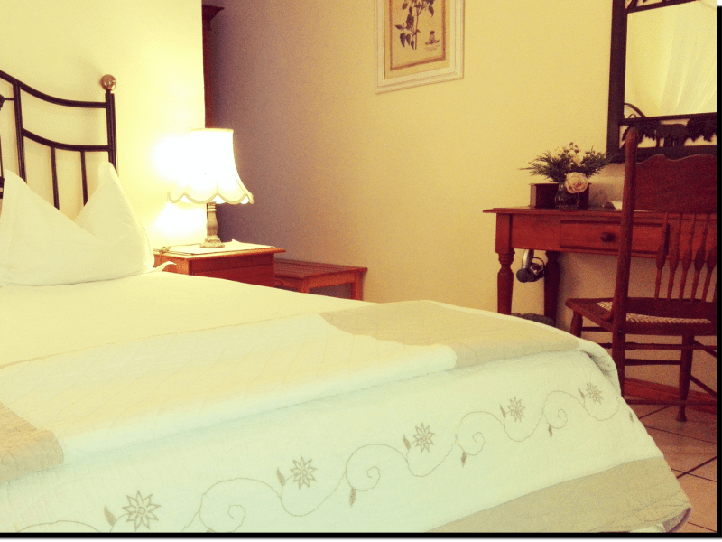 Medway Room - Photo 2