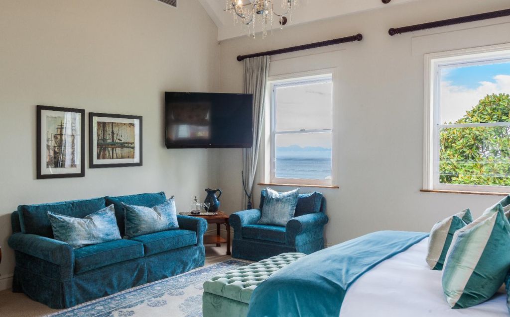 Luxury Suites