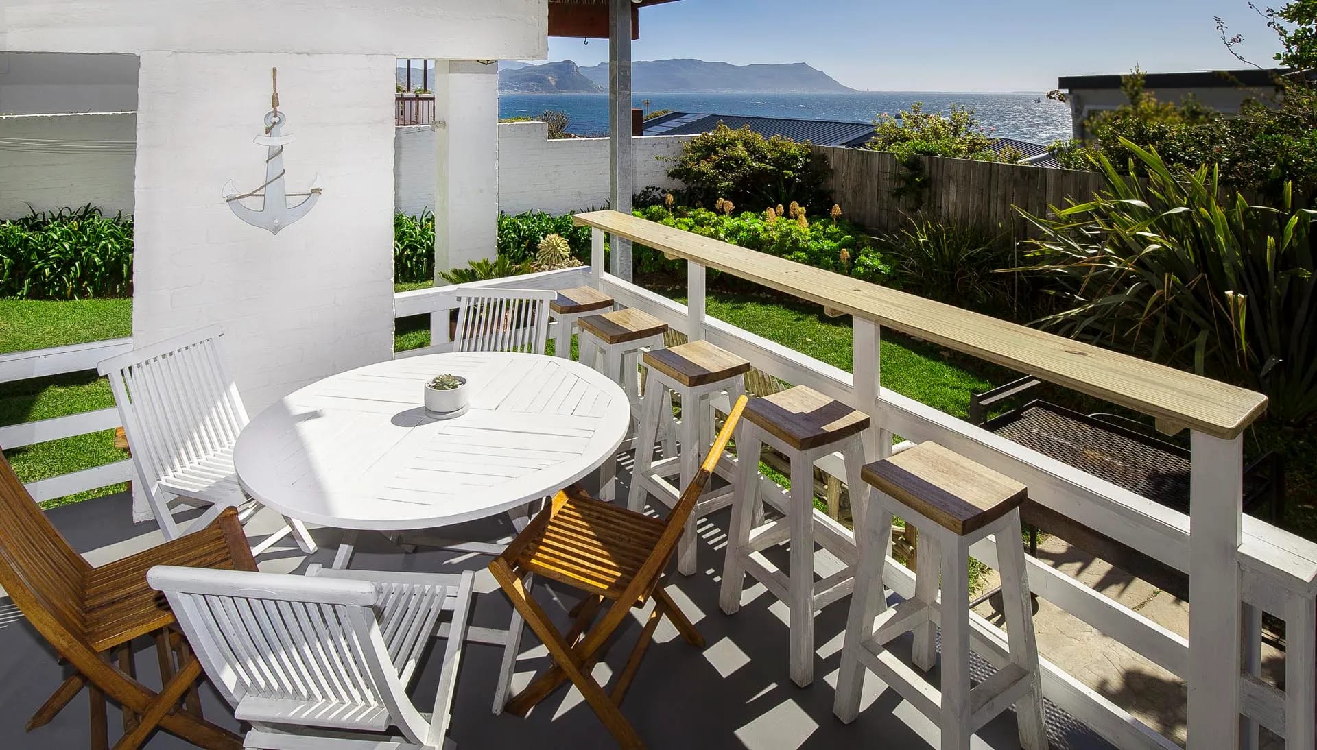 2 Bedroom Apartment - Sea Cottage