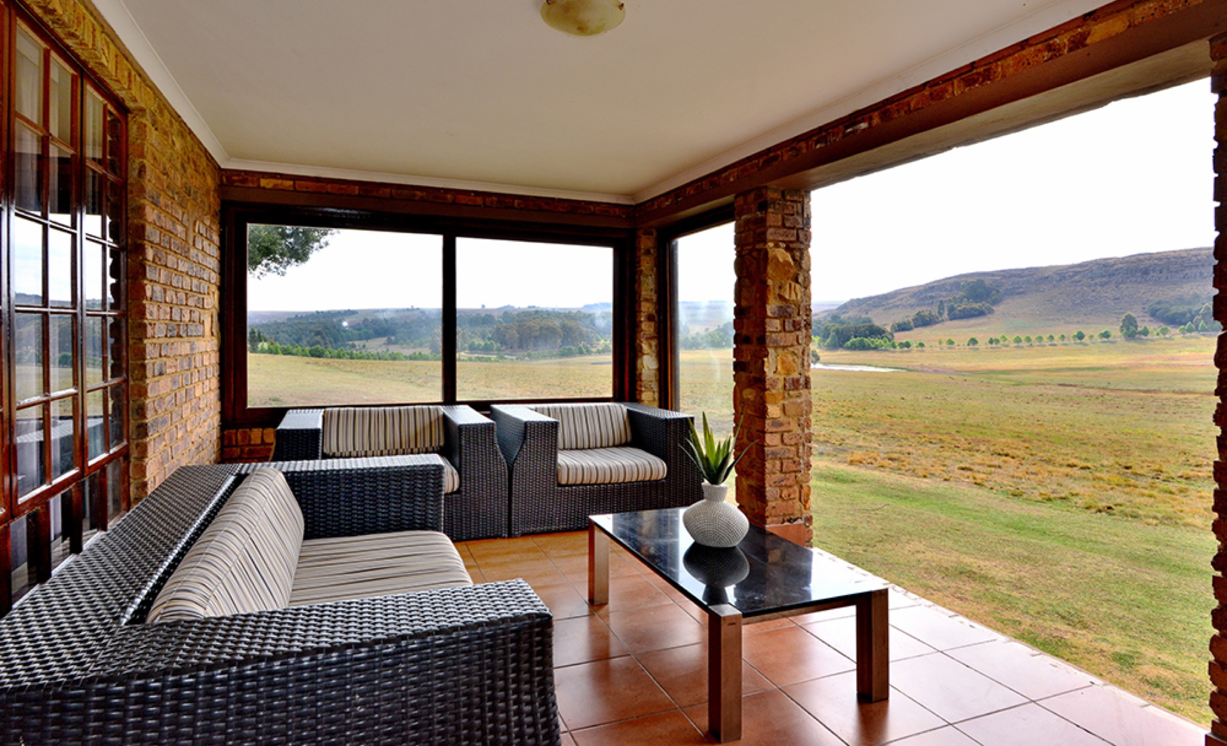 Country Manor