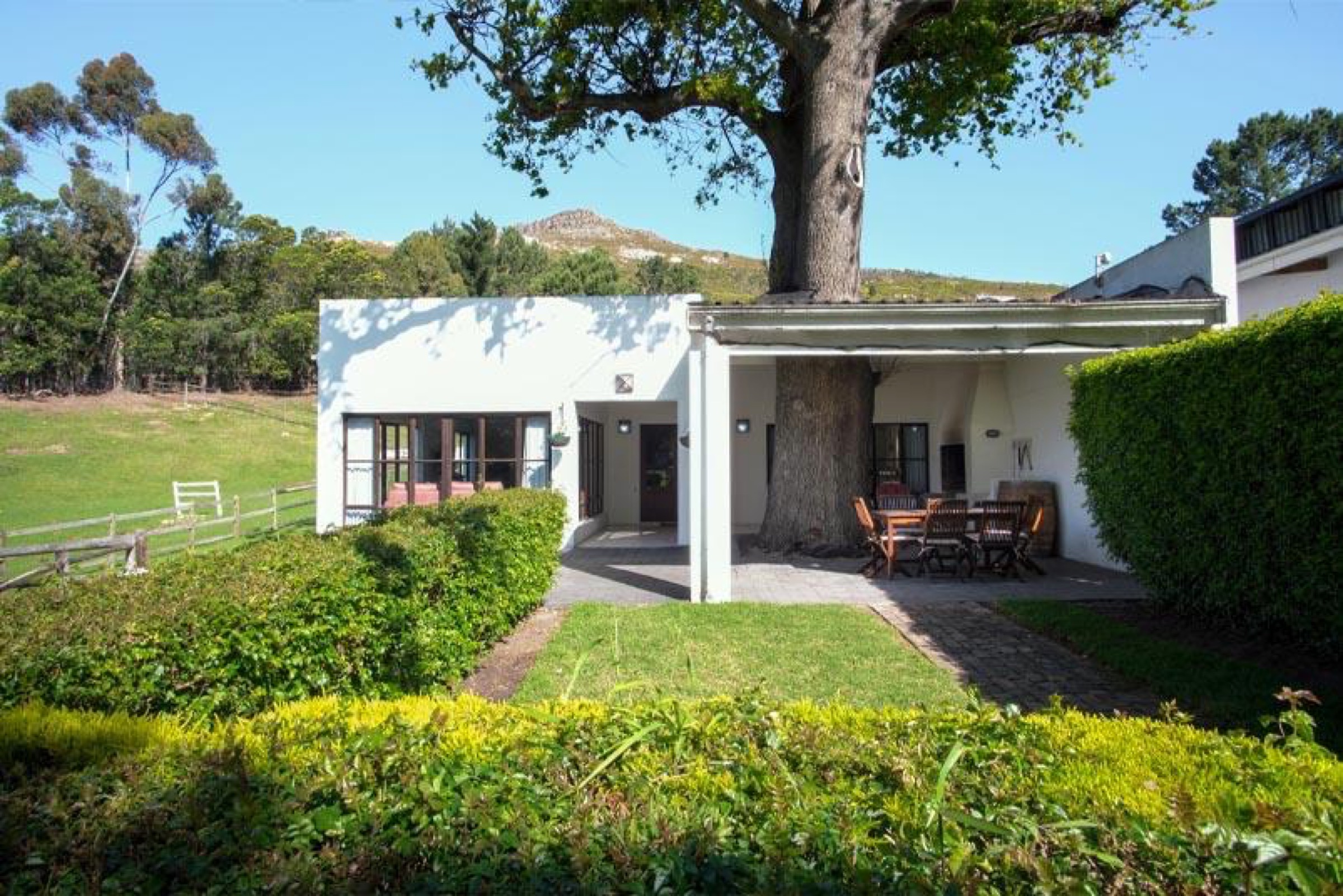 Oak Tree Cottage