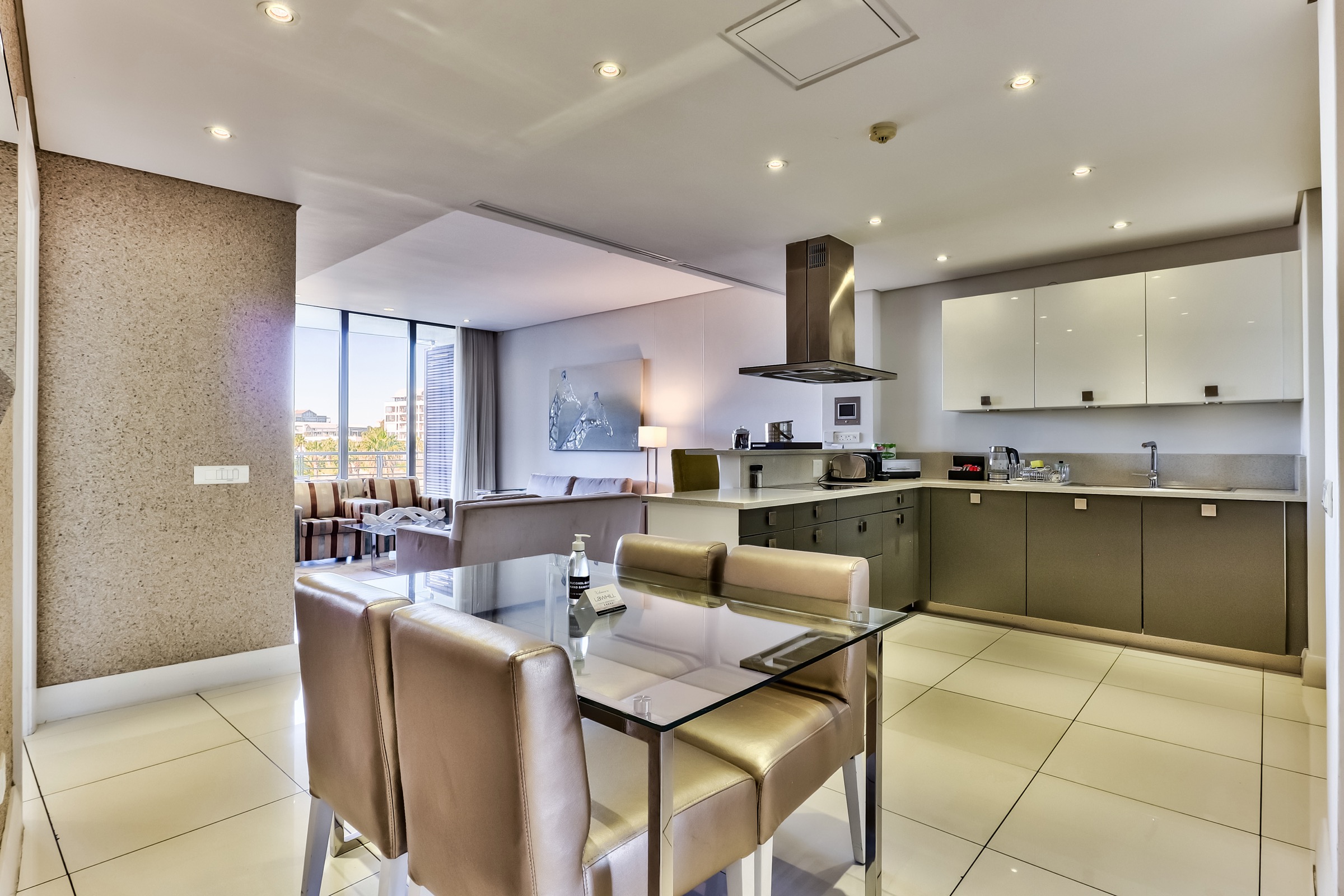 Superior Two Bedroom Apartment