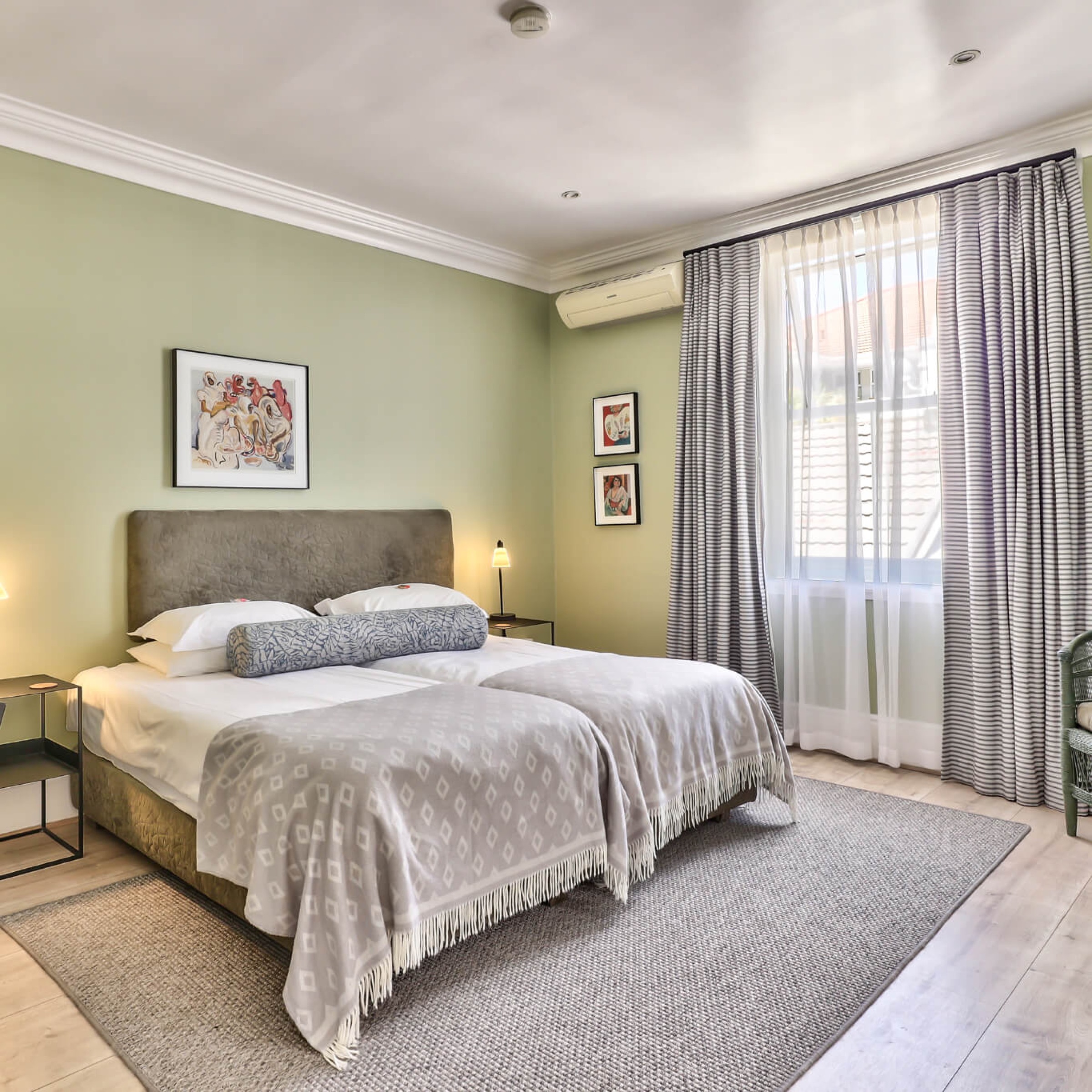 Pomegranate Room