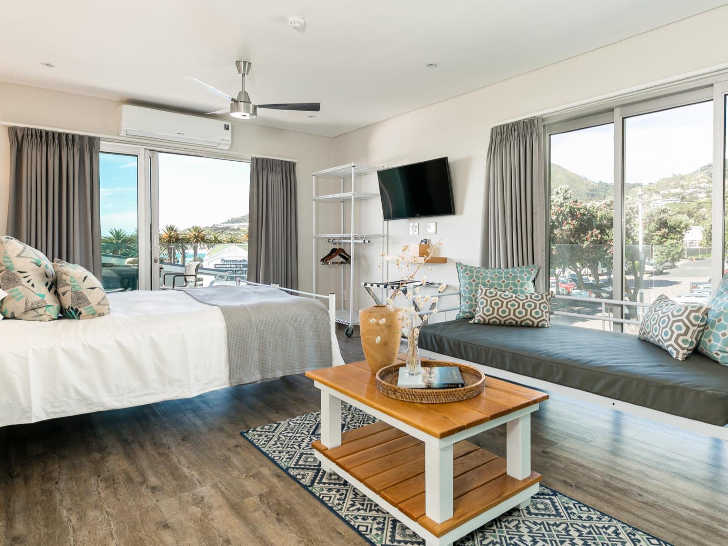 Beach Views - Studio