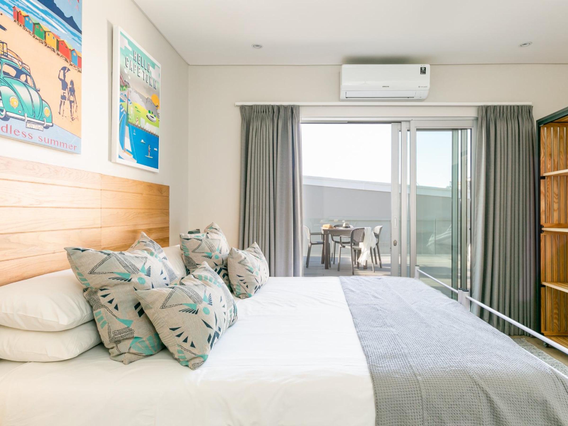 Beach Views - Deck 1 Bedroom