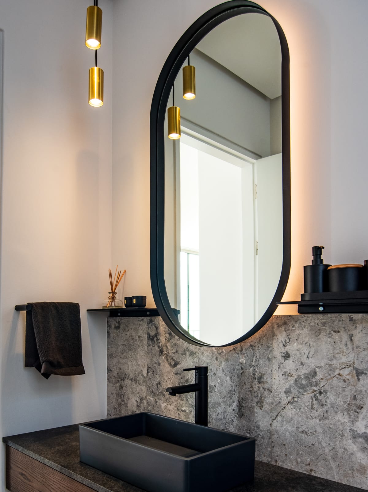 House Moss - Image 9