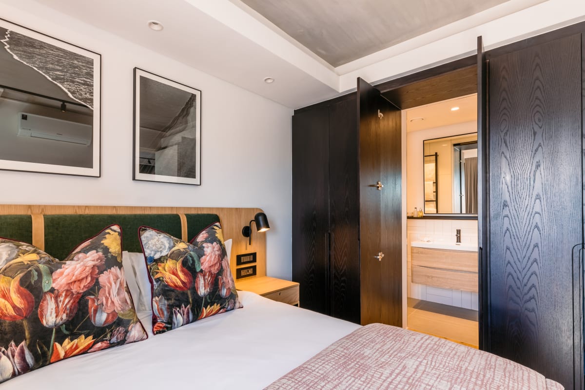 Kings Hotel - Image 10