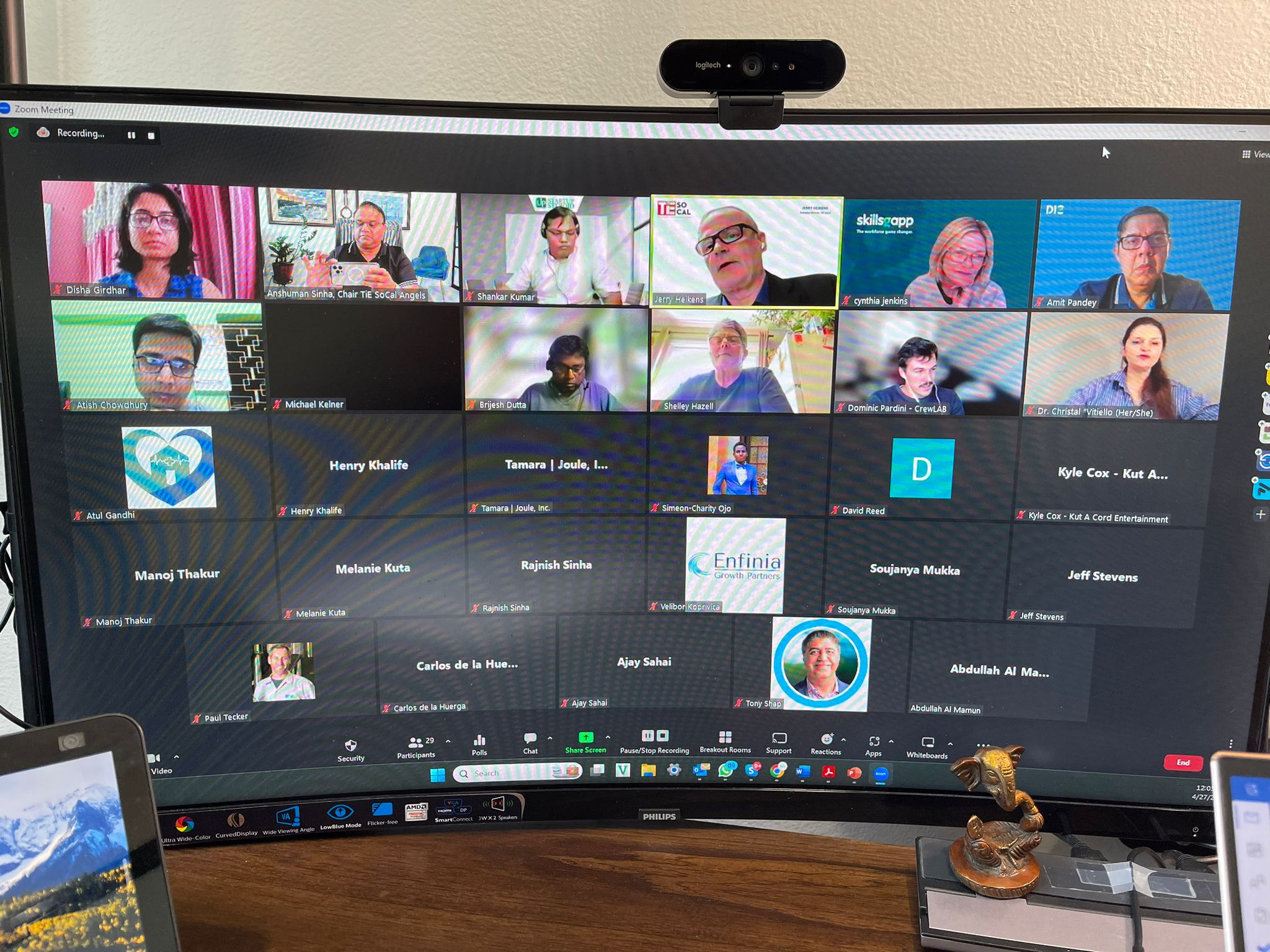 Startup online zoom meetups