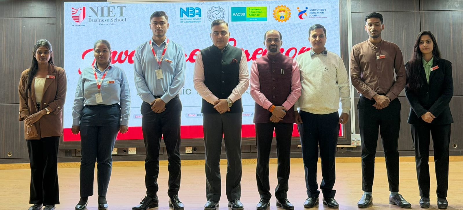 Vistaar International Business Club