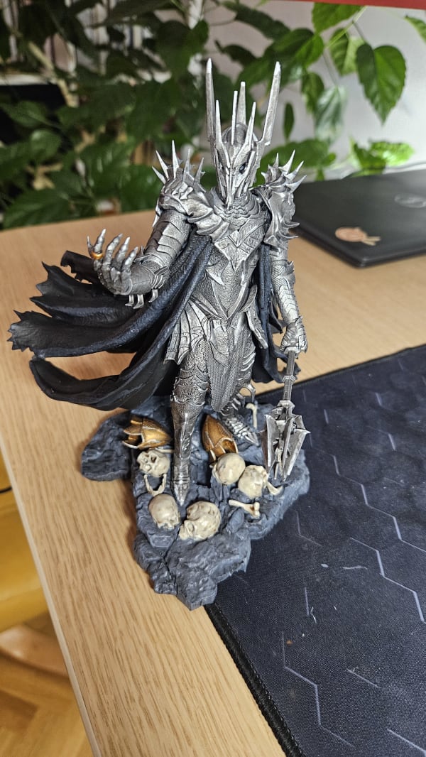 Sauron - resinová figurka