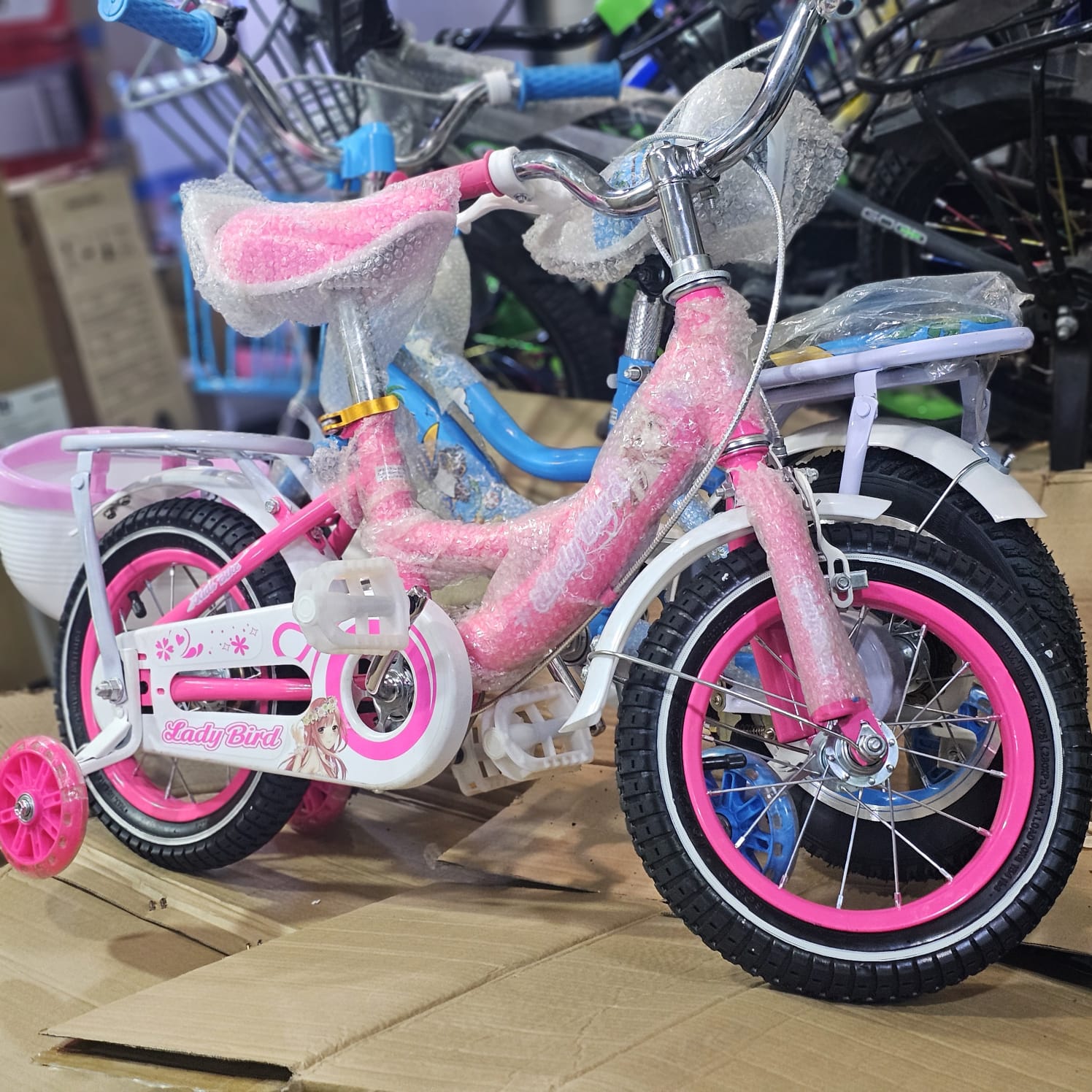 Lady Bird 12-inch Kid's Bicycle - Pink