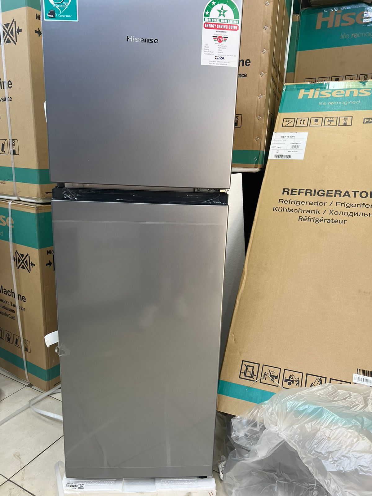 Hisense 154L double door refrigerator