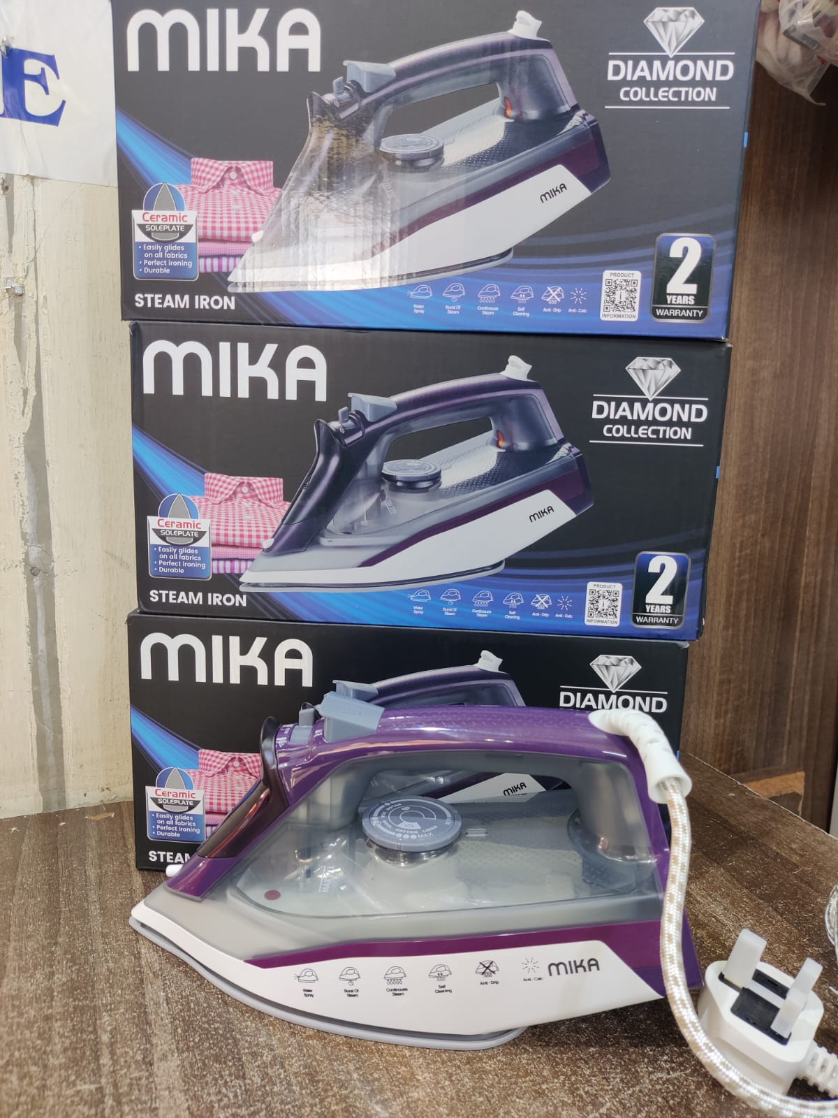 Mika steam iron box 2400W