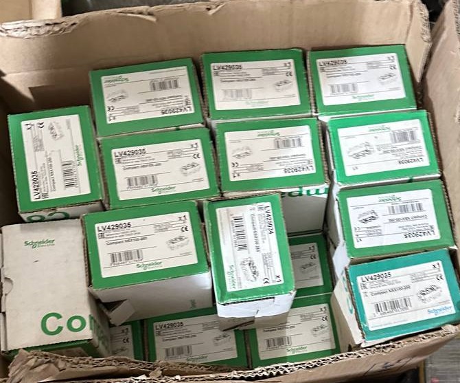 Schneider Electric LV429056 TM25D 25A 4P4D Trip Unit ComPact NSX thumbnail 2