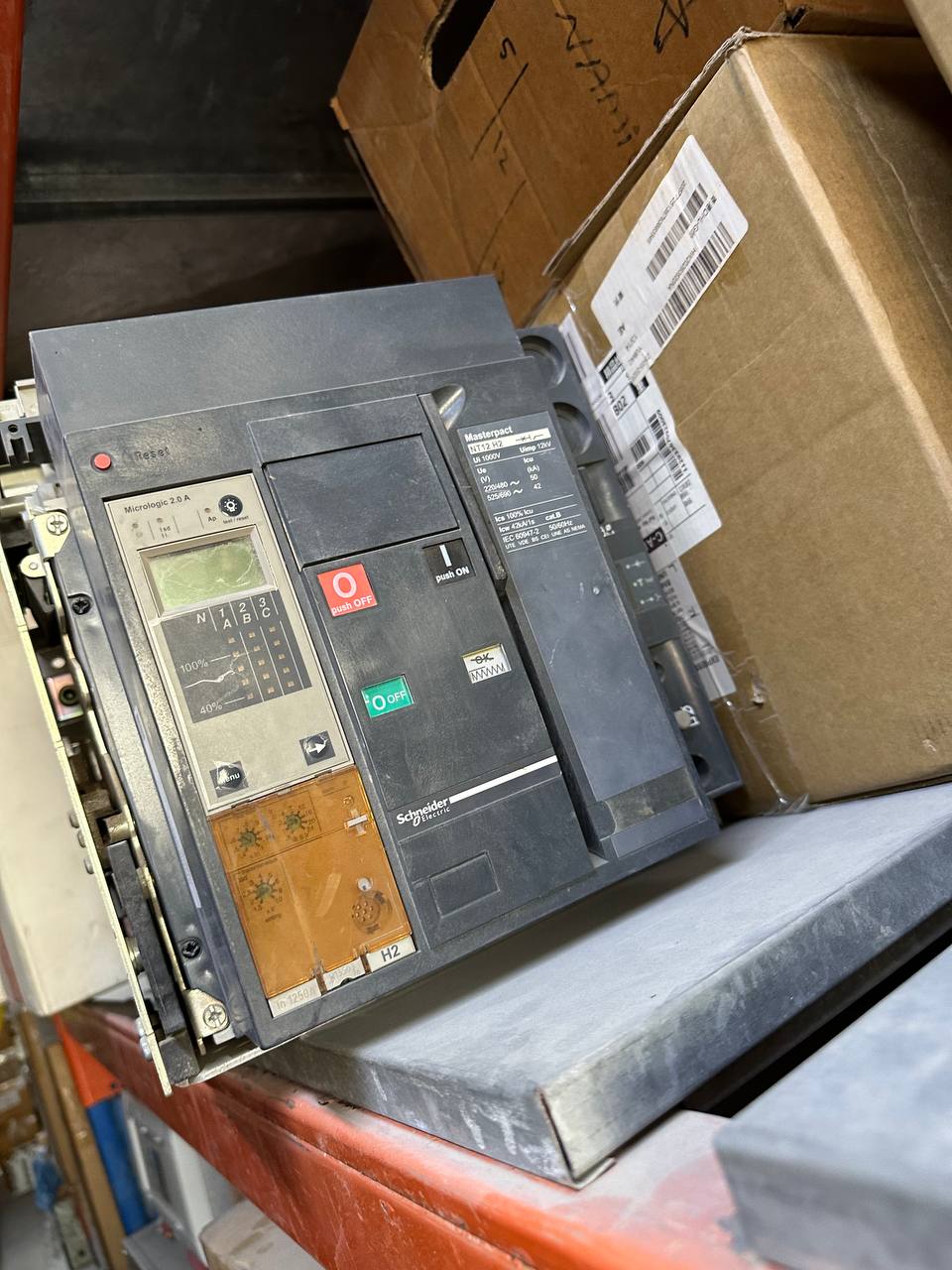 Schneider MasterPact NT12H2 1250A Air Circuit Breaker