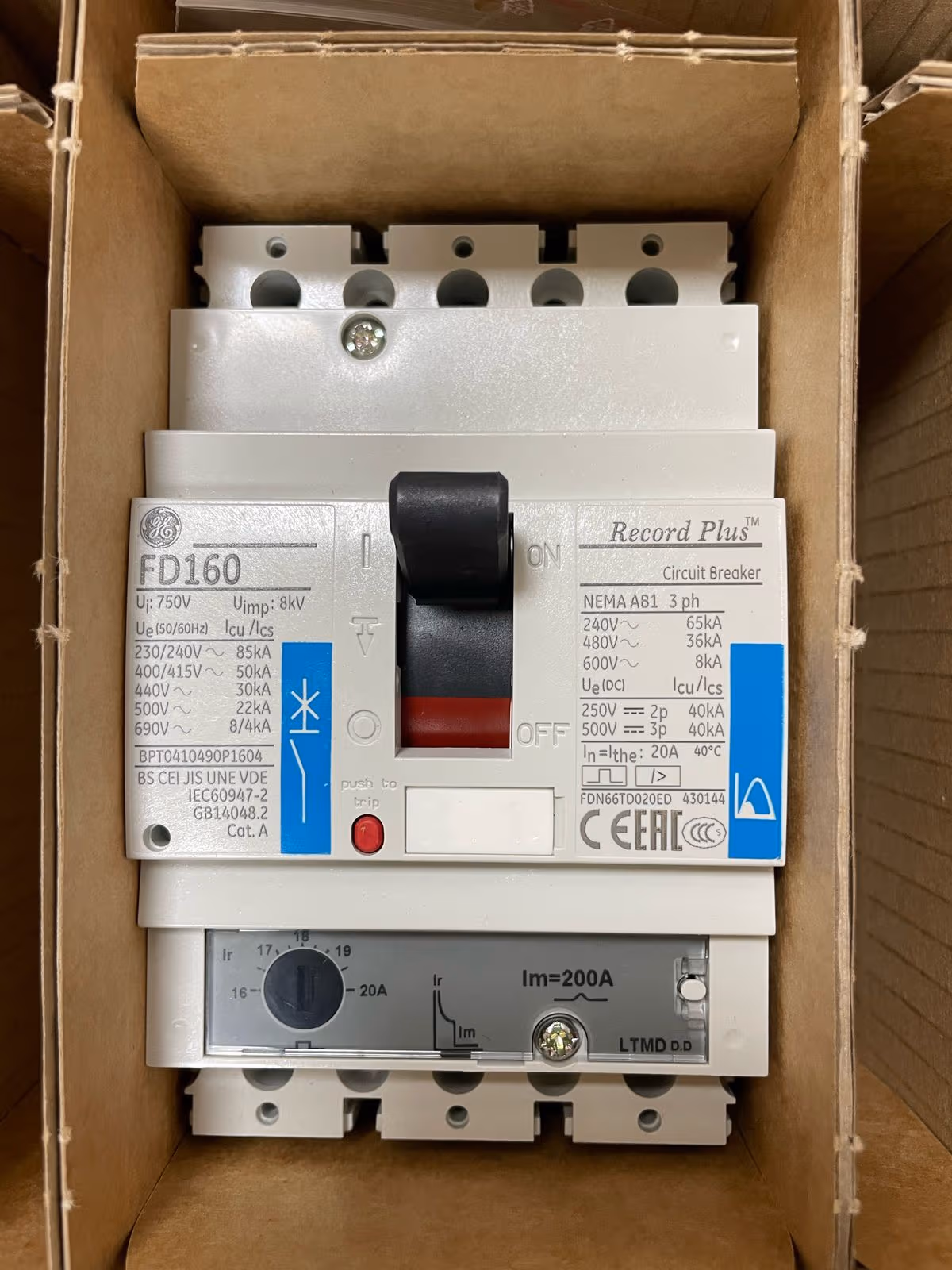 GE FD160 3 Pole MCCB 16A & 20A thumbnail 3