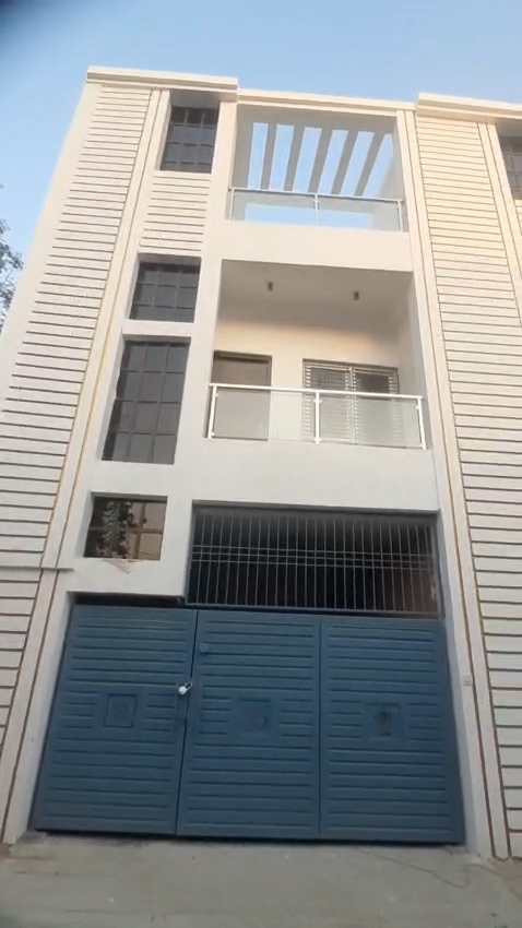 3 BHK Duplex — 20ft Wide Road
