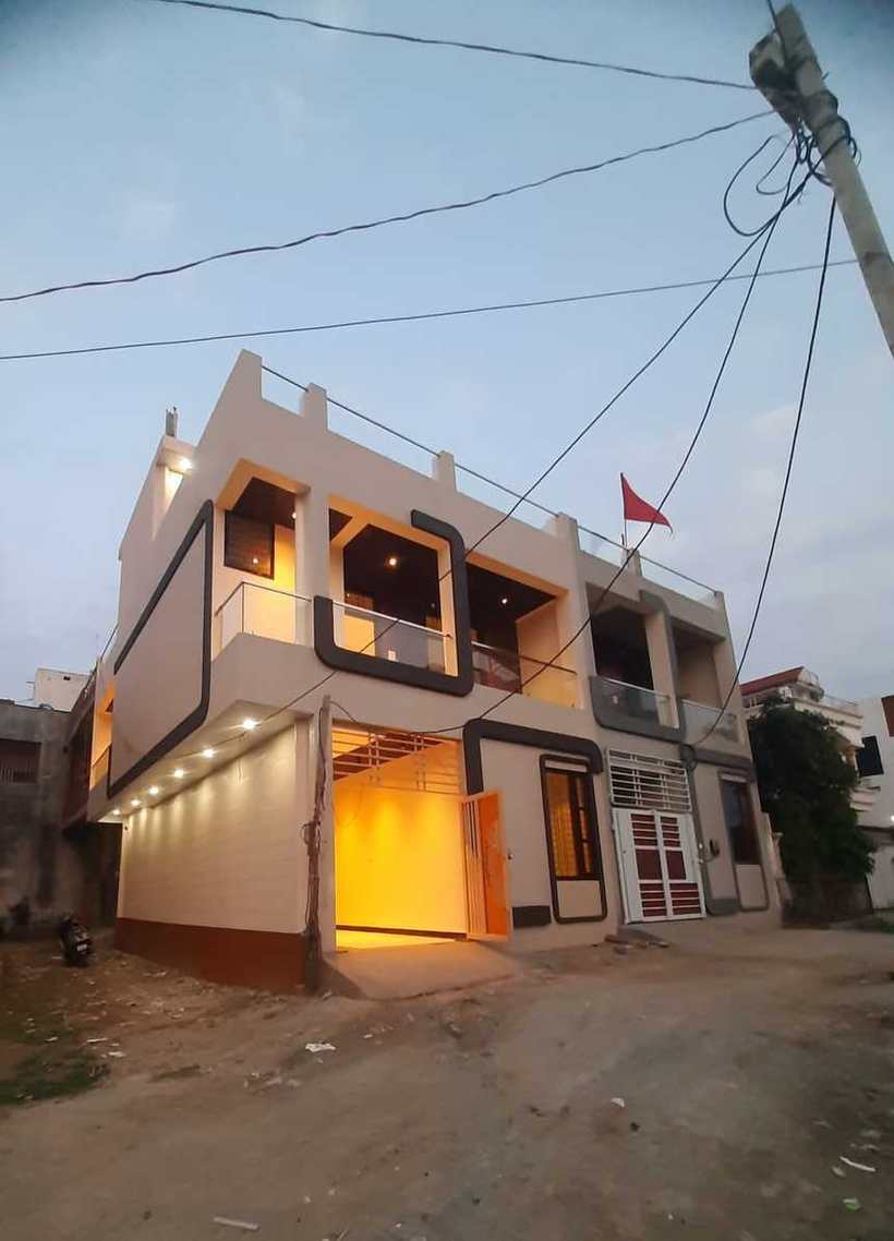 3 BHK Duplex with Glass Balcony