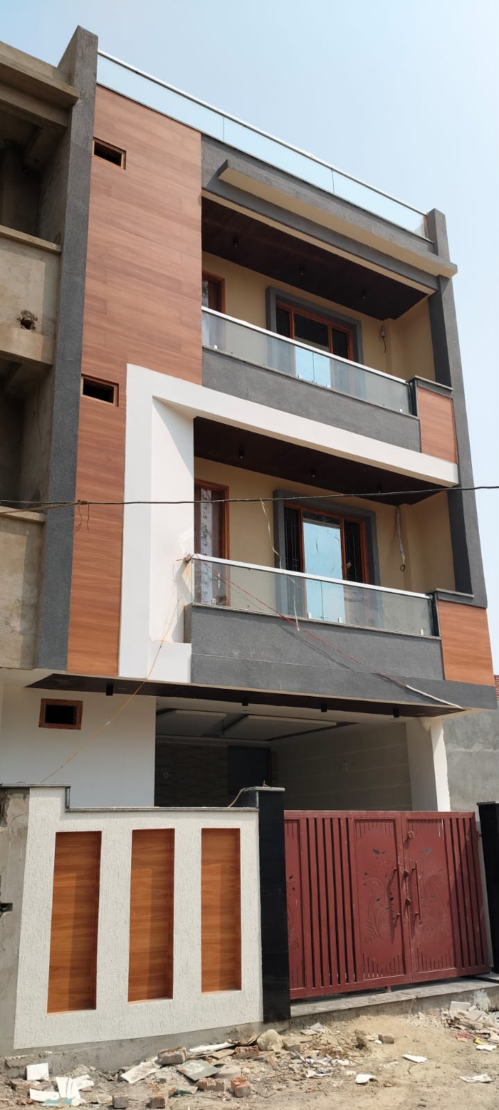 4 BHK Triplex Chitaipur Varanasi 📍 Chitaipur, Varanasi