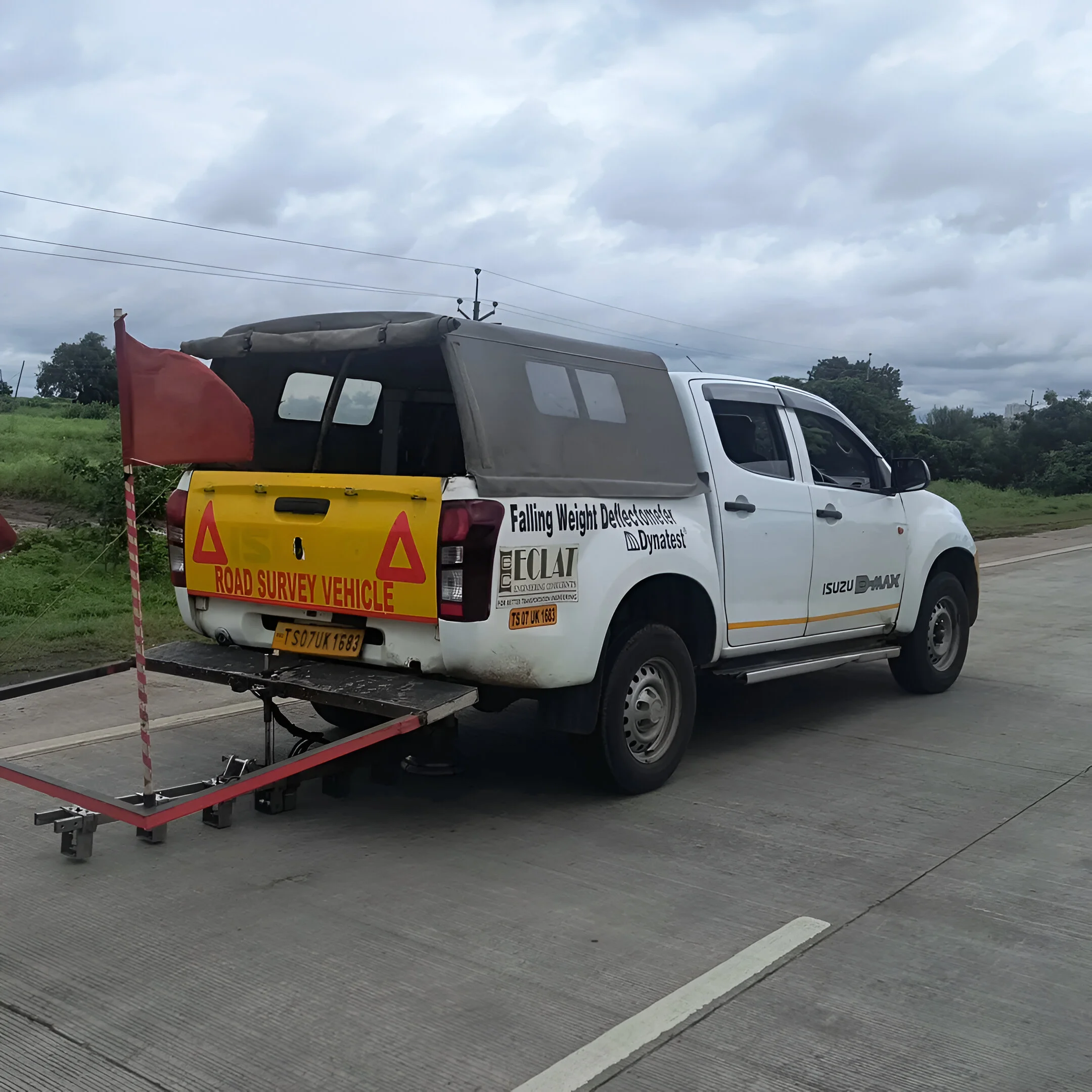 Falling Weight Deflectometer equipment for pavement testing