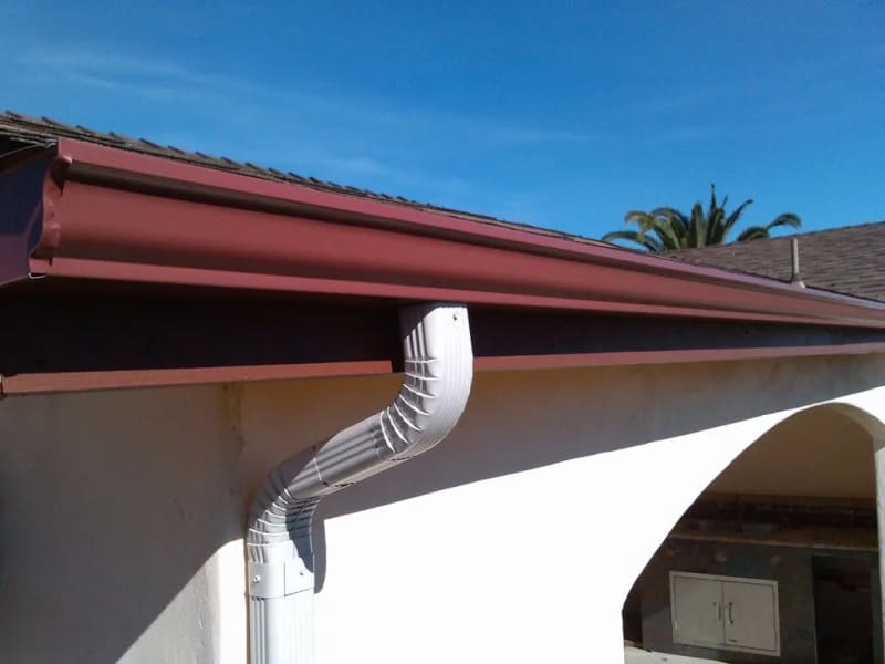 Seamless gutter installation in Riverside, CA