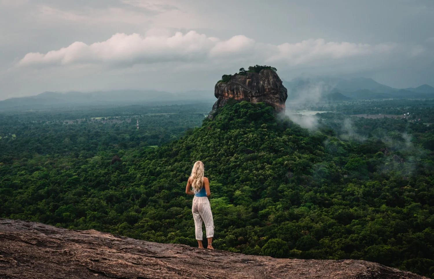 Tropical trails in Sri Lanka