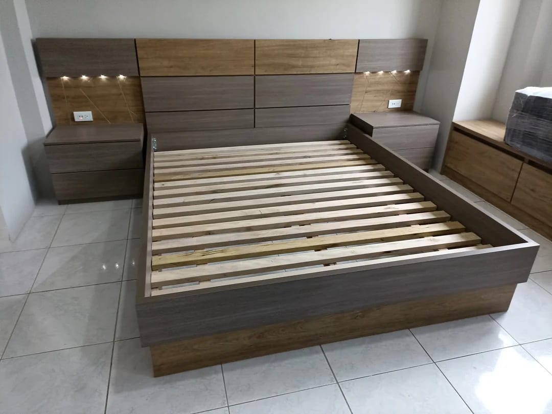 Cama lineal Moderna