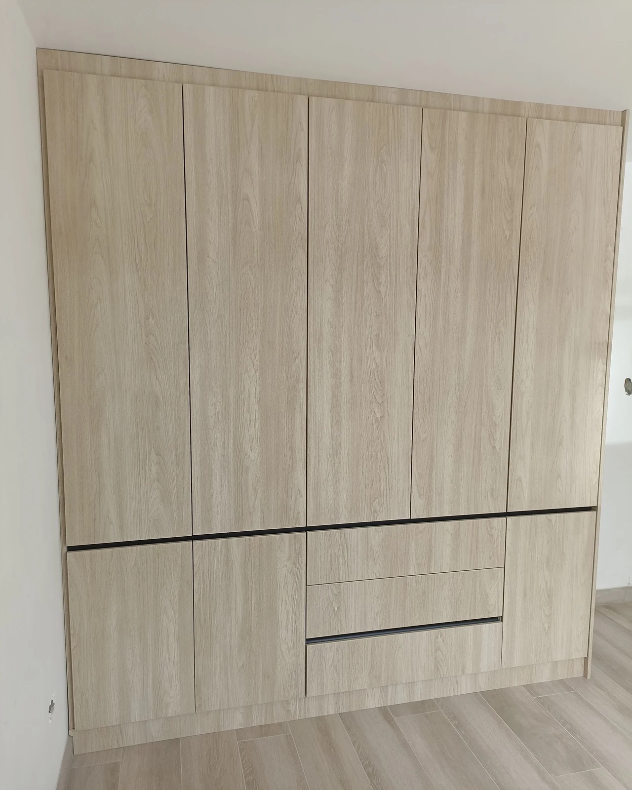 Closet Roble Natural