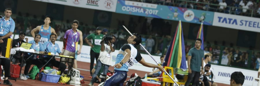 Glasgow Hands CWG Baton to Ahmedabad