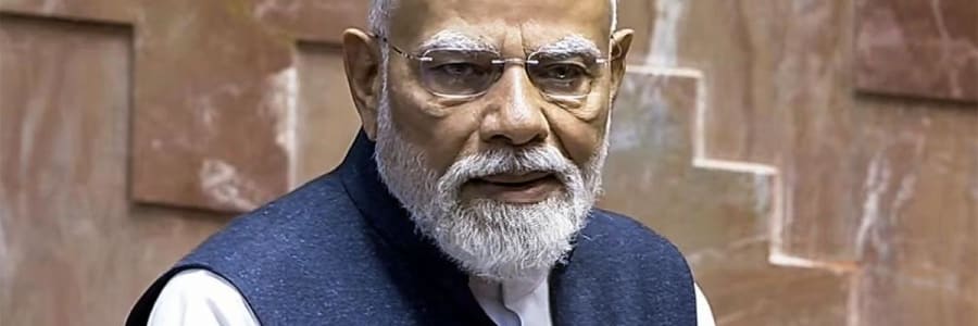 Modi Calls Iran on Gulf Navigation