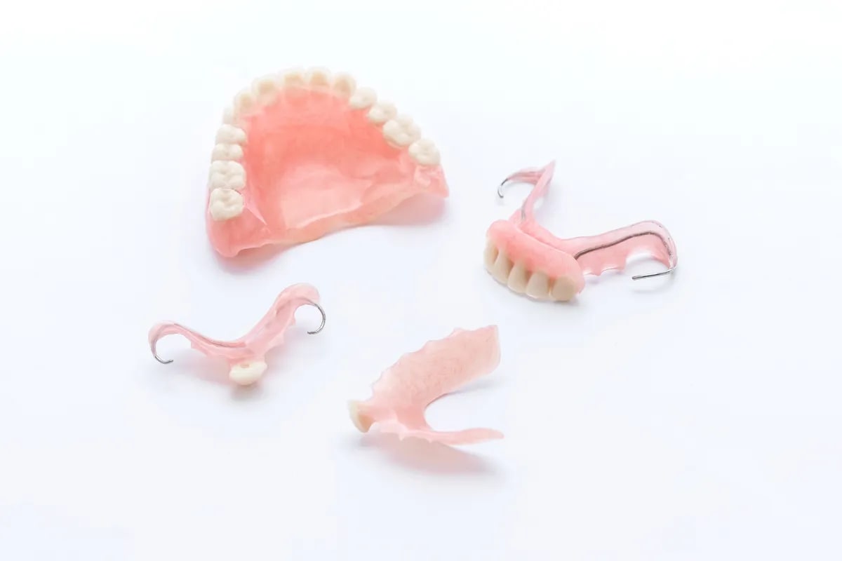 Dentures in Plano: Regaining Your Smile and Confidence, Plano, TX Full set of dentures