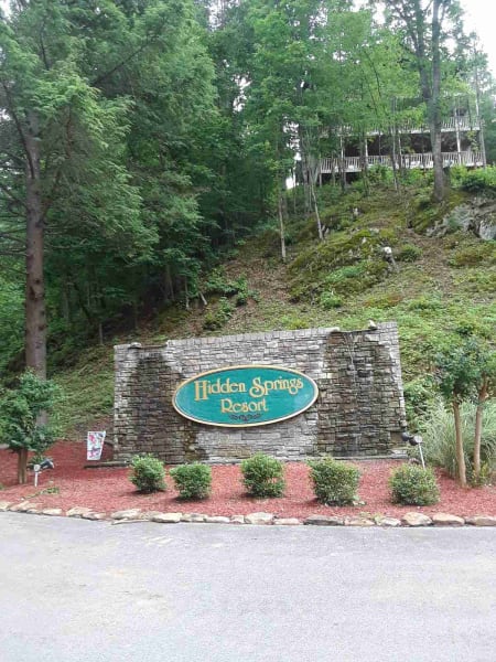 Hidden Springs - 2 Hidden Springs Resort Cabins