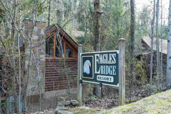 Eagles Ridge - 1 Eagles Ridge Resort Cabins